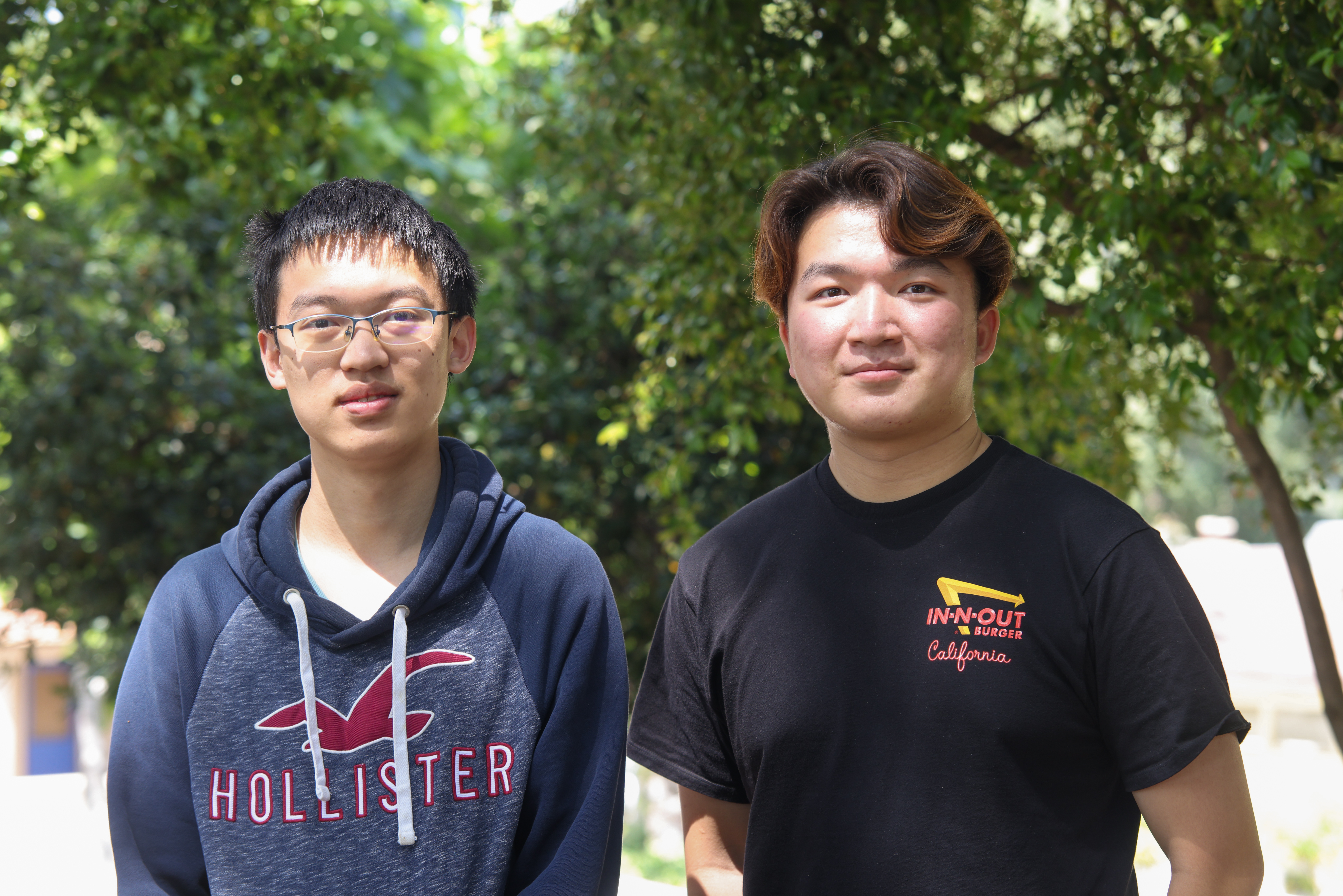 Webb seniors Jonathan Yu ’22 and Roy Zhang ’22 will travel to New York City on May 10 to see the smash musical “Hamilton” after winning one of 10 prizes in the annual Gilder Lehrman Institute of American History Hamilton Education Program Online contest.